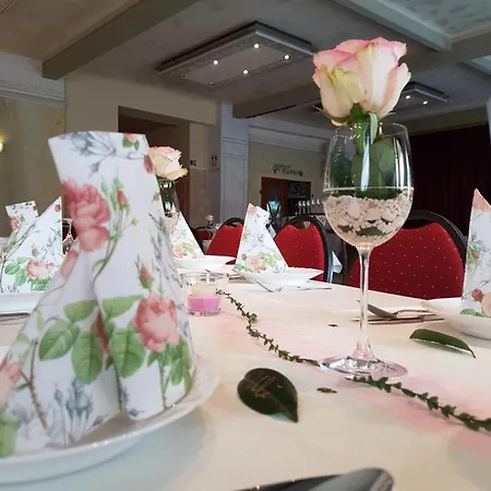 & Restaurant Beckmanns Winzerhaus Hotel 2*