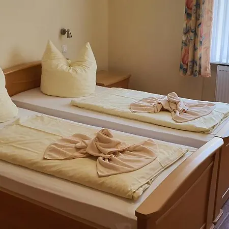 호텔 & Restaurant Beckmanns Winzerhaus 2*