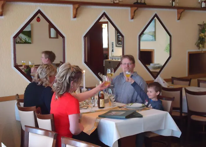 & Restaurant Beckmanns Winzerhaus 호텔 Urbar (Rhein-Hunsruck)