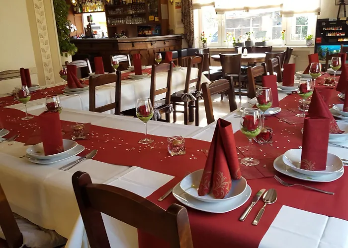 & Restaurant Beckmanns Winzerhaus 호텔 2*